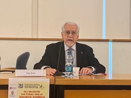 20221102-prof-aldo-mola-biblioteca-03